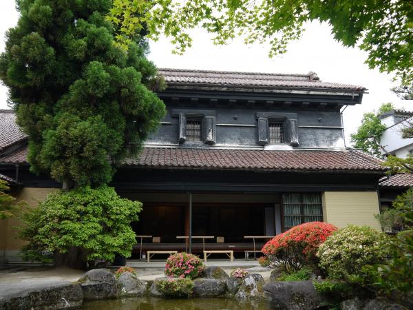 旧甲斐家蔵住宅庭園