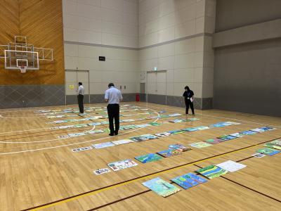 審査会の様子