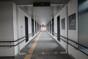 塩川駅東西自由通路開通式