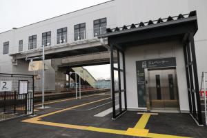 塩川駅東西自由通路開通式