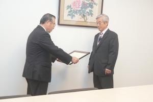 寄附